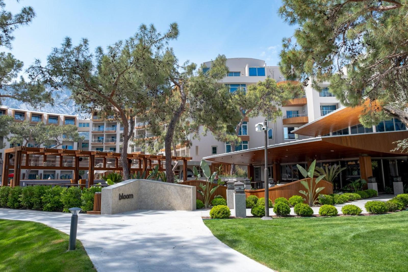 Rixos Sungate - The Land Of Legends Access Курортный комплекс 5*