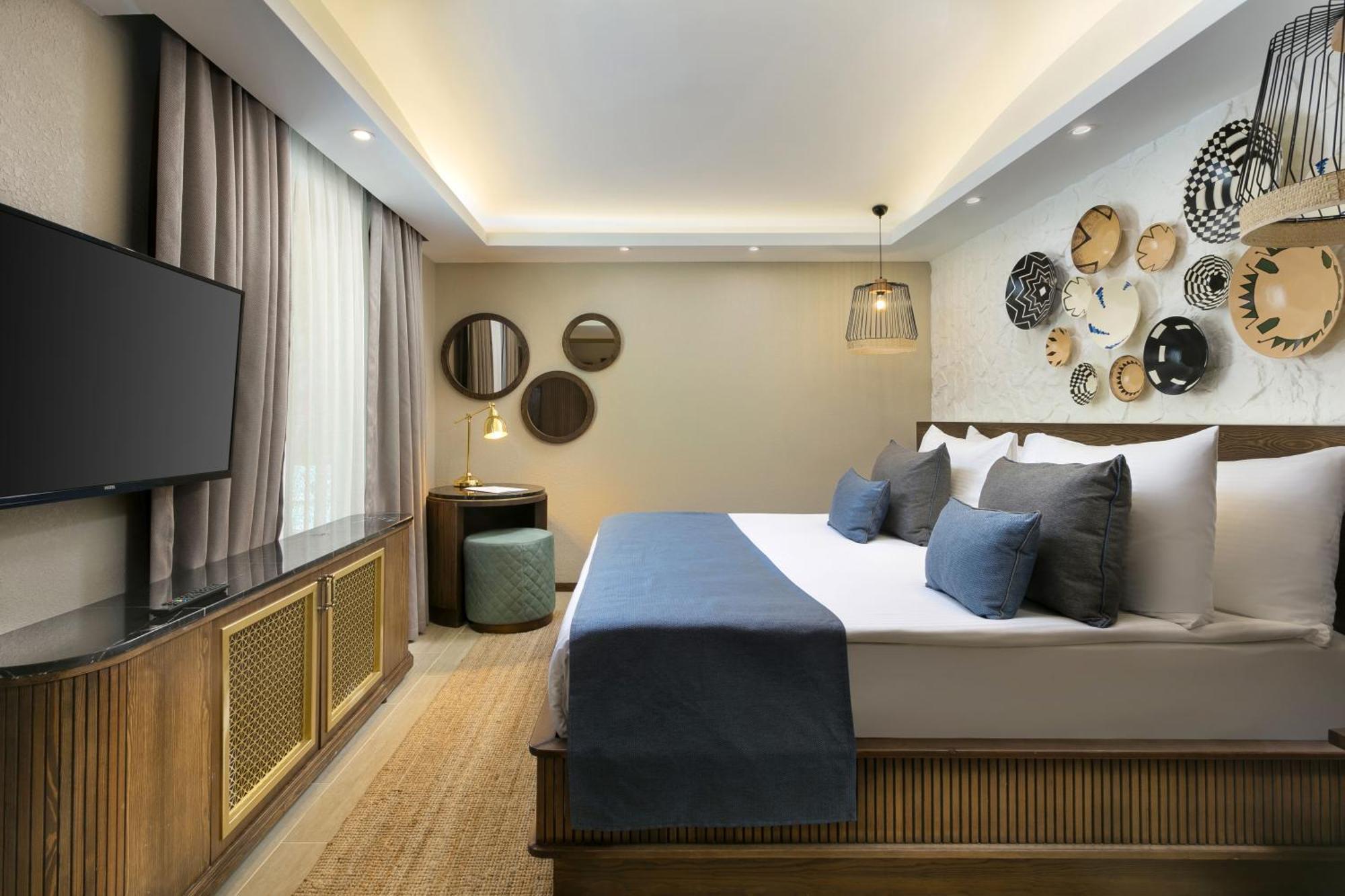 Rixos Sungate - The Land Of Legends Access Бельдиби