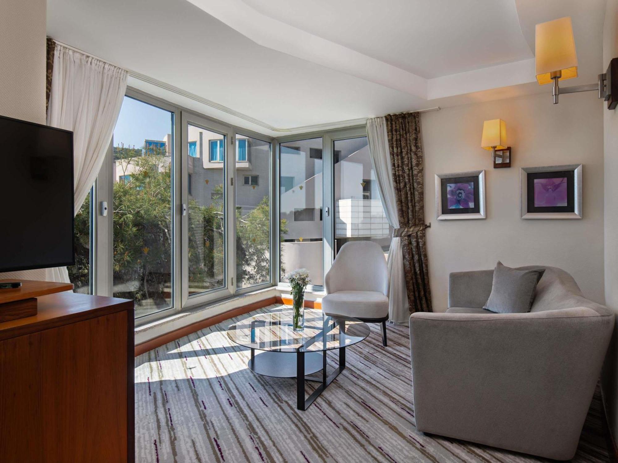 Rixos Sungate - The Land Of Legends Access 5*