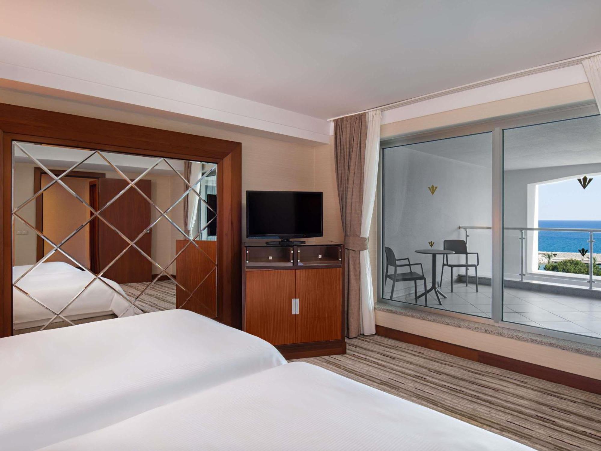 Rixos Sungate - The Land Of Legends Access Курортный комплекс 5*